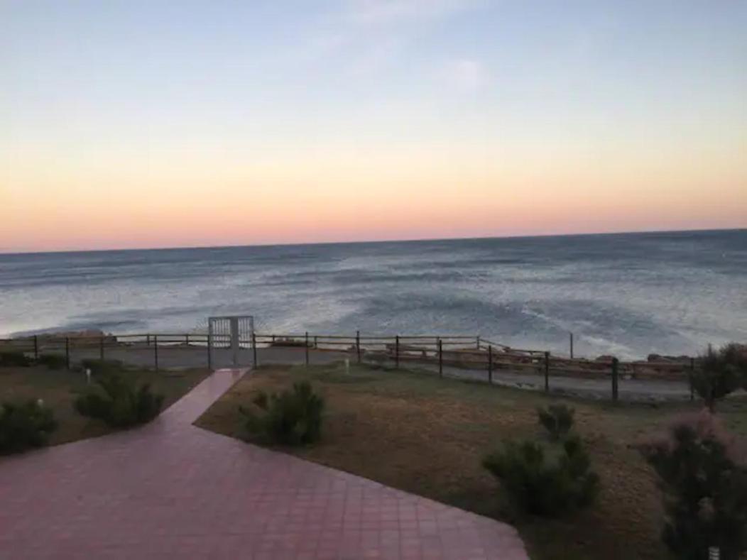 Abis Cap Corniche Sejour Cocooning Dans Un Coin De Paradis Sete Exterior photo